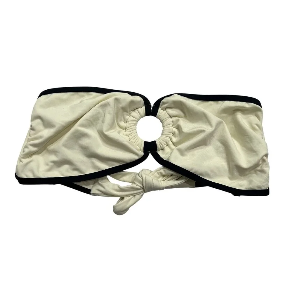 MONDAY Swimwear Costa Rica Bikini Top in Ivory Black